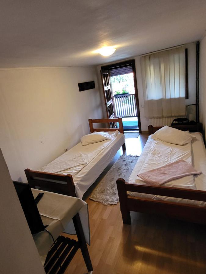 Betty Panzio Hotell Miercurea Ciuc Exteriör bild