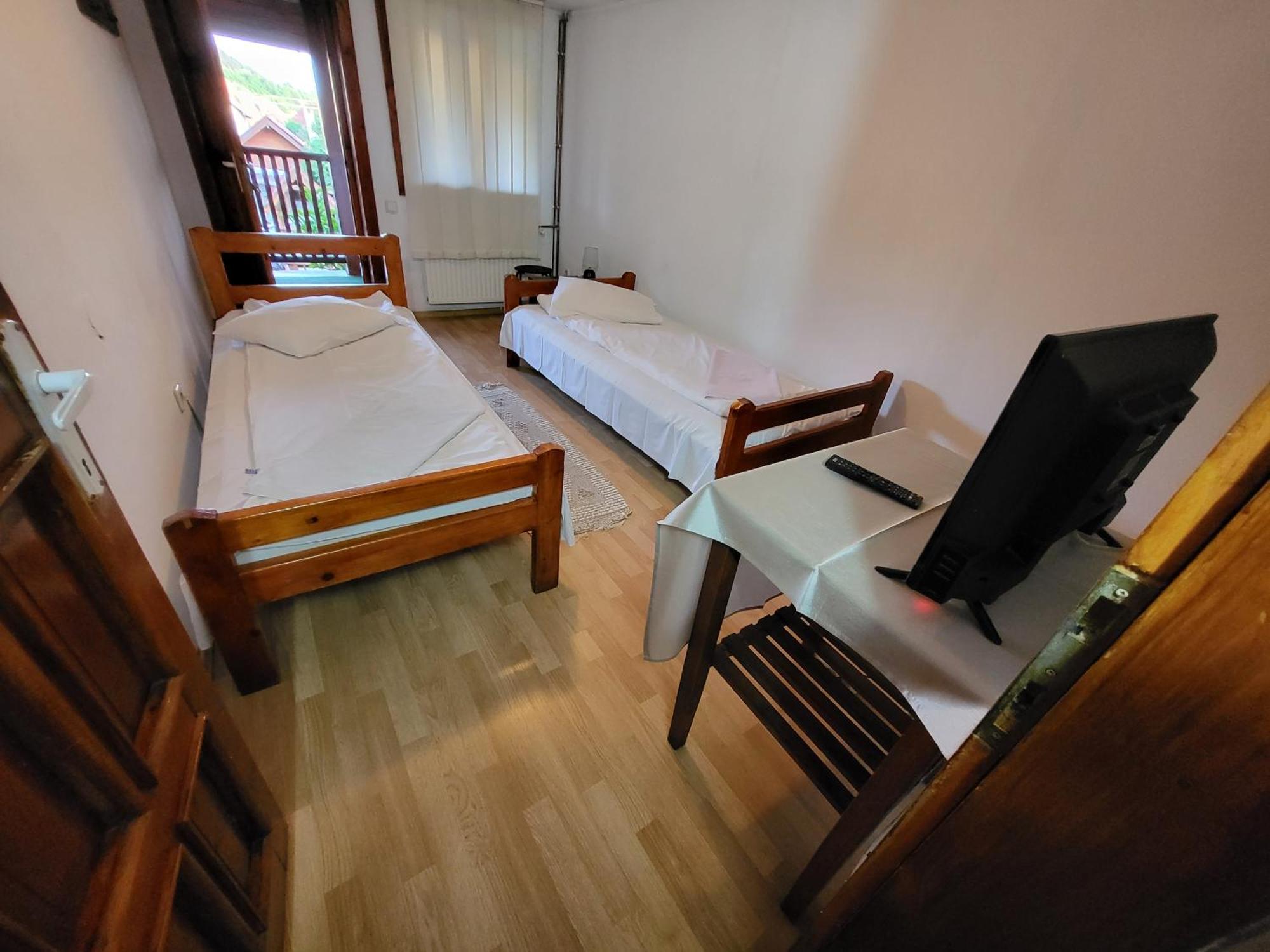 Betty Panzio Hotell Miercurea Ciuc Exteriör bild