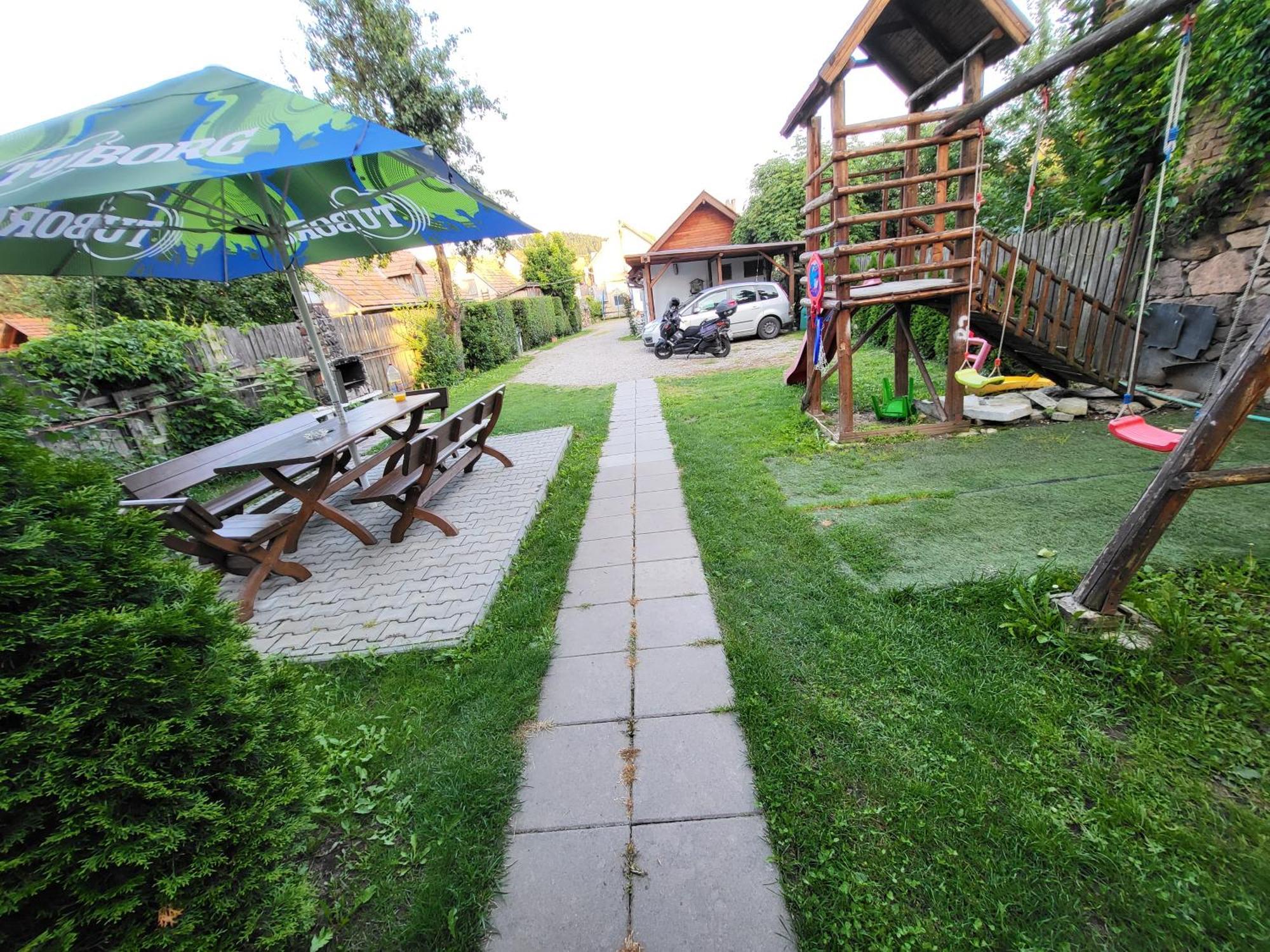 Betty Panzio Hotell Miercurea Ciuc Exteriör bild