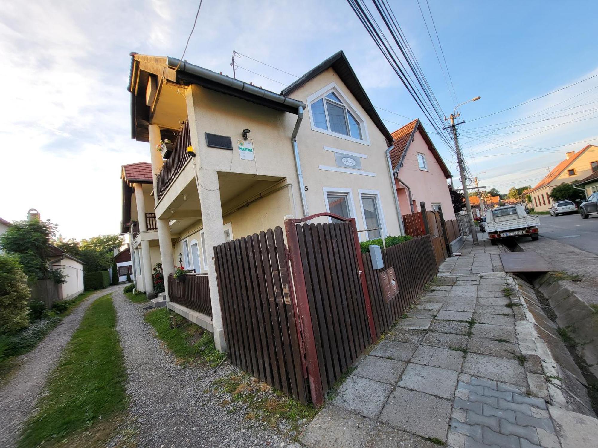 Betty Panzio Hotell Miercurea Ciuc Exteriör bild