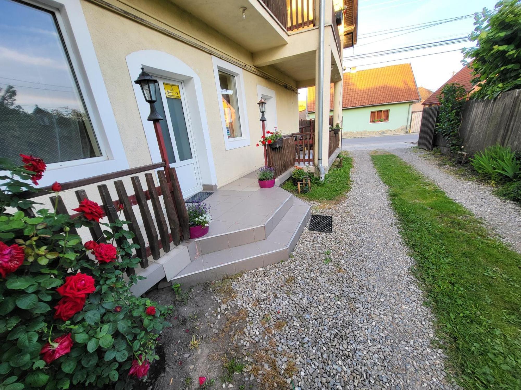 Betty Panzio Hotell Miercurea Ciuc Exteriör bild