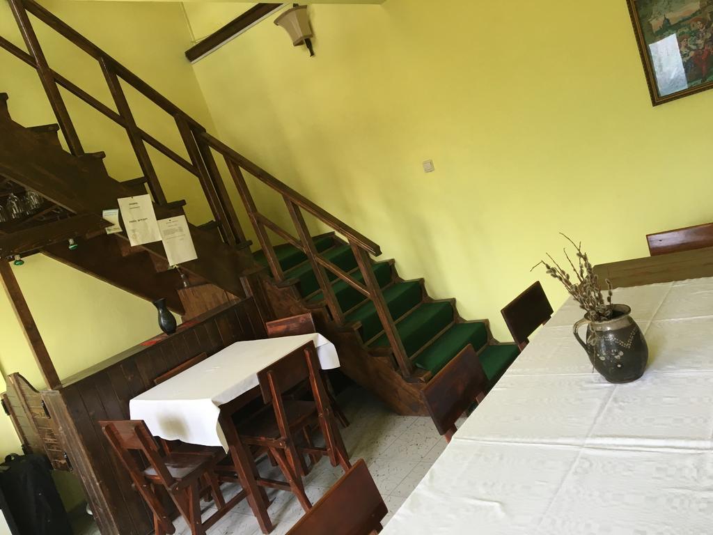 Betty Panzio Hotell Miercurea Ciuc Exteriör bild