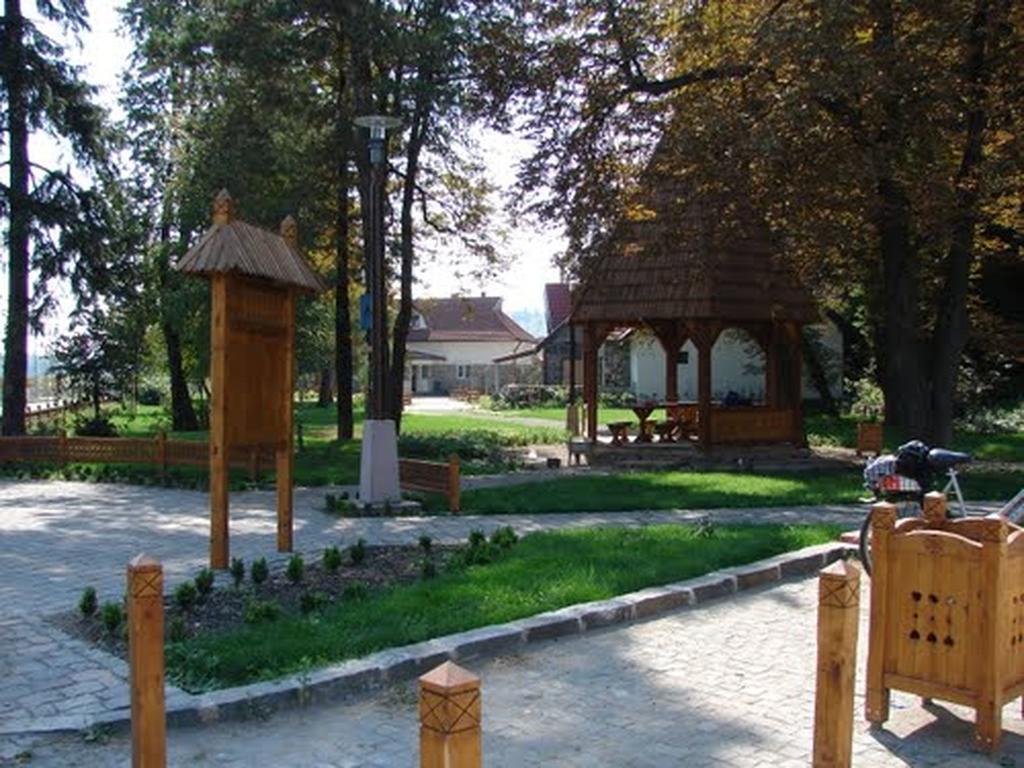 Betty Panzio Hotell Miercurea Ciuc Exteriör bild