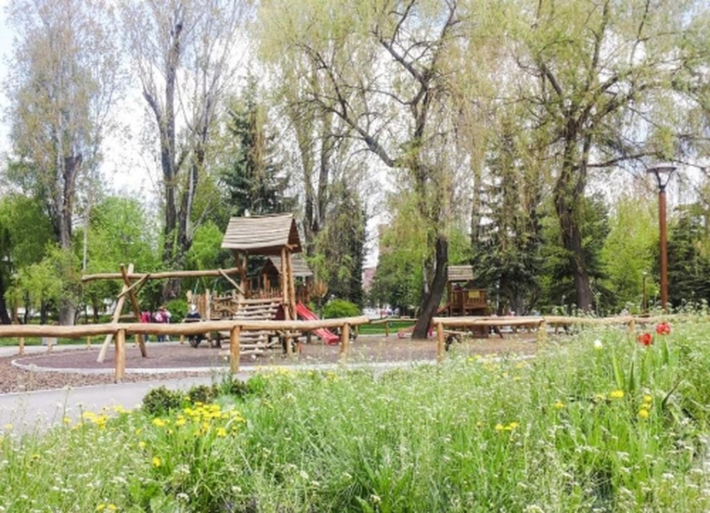 Betty Panzio Hotell Miercurea Ciuc Exteriör bild